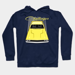 Challenger 70 - Yellow Hoodie